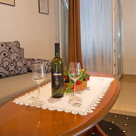 Apartment Apartment Adrijana
