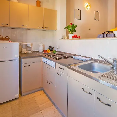 Apartment Apartment Adrijana *